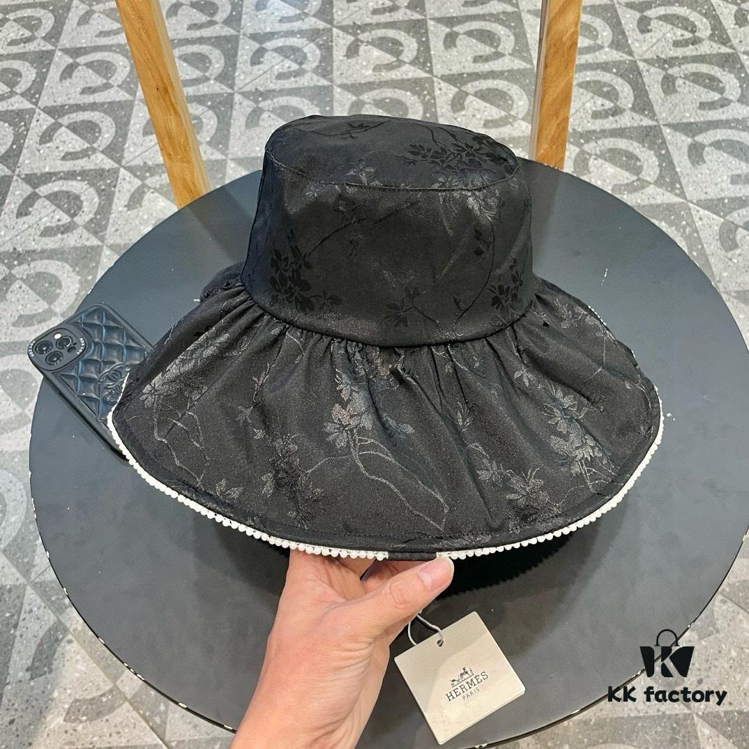 692fb71899f2d84055c8763a Hermes HERMES 2024 Spring/Summer New Pearl Trimmed Chinese-Style Embroidered Wide-Brimmed Fisherman Hat for Women, Outdoor Travel Beach Sun Hat