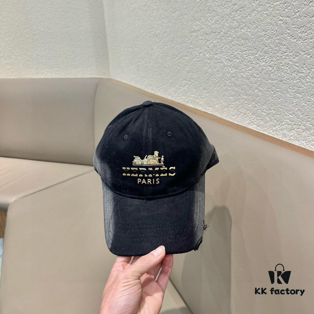 692fb73699f2d84055c87666 New Arrival HERMÈS Latest Authentic Single Baseball Cap, Color-Blocked H Design, Premium Craftsmanship with Original Ventilated Canvas Fabric and Factory Stainless Steel Adjustable Buckle