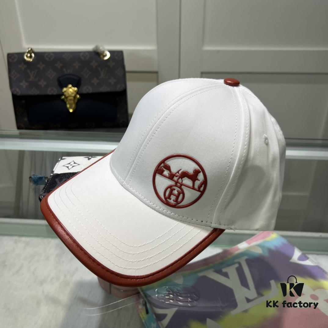 692fb73e99f2d84055c87670 Hermes Limited Edition Embroidered Baseball Cap with Dust Bag, Official Website Original Lining, High Version, Breathable and Comfortable, Ultra-high Sun Protection, Elegant and Stylish