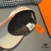 692fb76a99f2d84055c876b4 Box and cloth bag included, HERMÈS original order baseball cap, classic H design, genuine mold custom-made, authentic breathable canvas fabric with top-layer cowhide, original factory stainless steel adjustment buckle, exquisite craftsmanship, stylish and handsome with outstanding quality!
