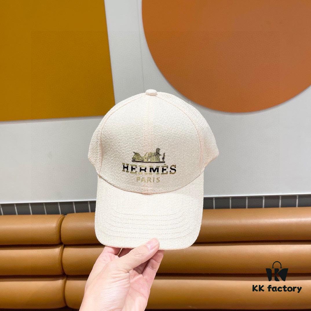 692fb7a199f2d84055c876e6 Hermès HERMES Limited Edition Embossed Baseball Cap, Official Website Original Lining, High-End Version for Connoisseurs – Breathable, Comfortable, Ultra UV Protection, Elegant and Sophisticated Style
