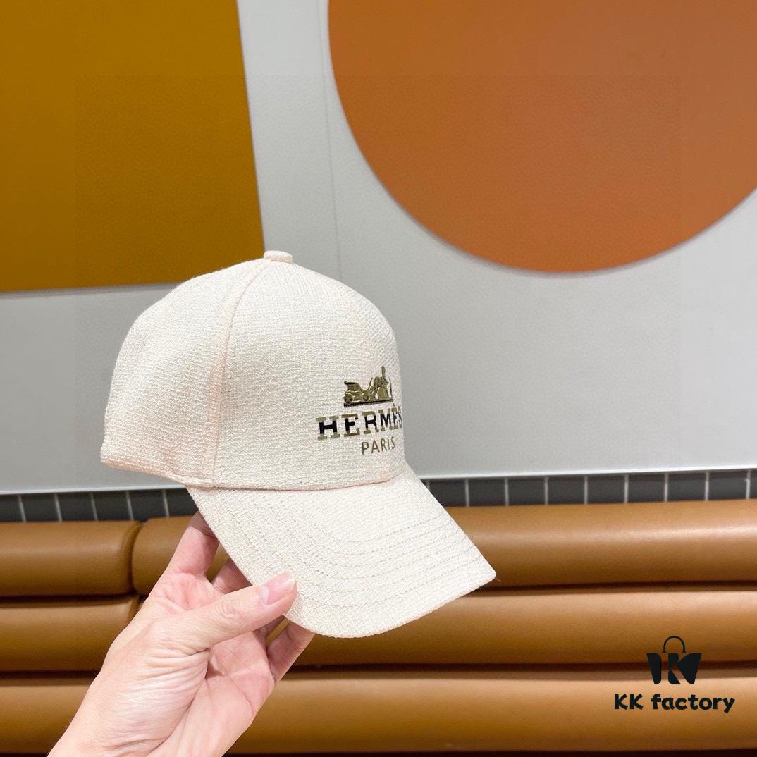 692fb7a699f2d84055c876eb Hermès HERMES Limited Edition Embossed Baseball Cap, Official Website Original Lining, High-End Version for Connoisseurs – Breathable, Comfortable, Ultra UV Protection, Elegant and Sophisticated Style