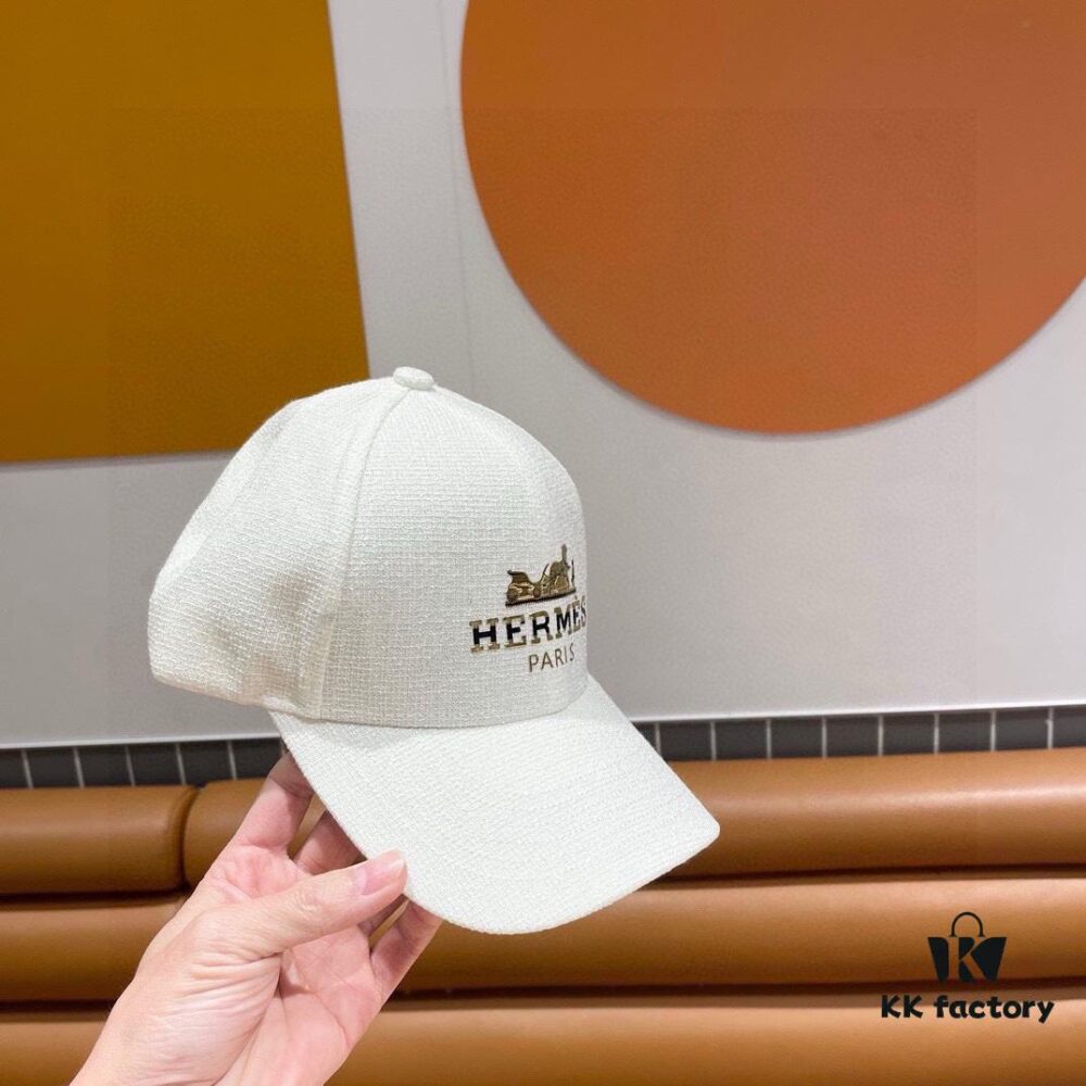 692fb7a699f2d84055c876ed Hermès Limited Edition Embossed Baseball Cap, Official Website Original Lining, High-Quality Version for Connoisseurs – Breathable, Comfortable, Ultra UV Protection, Elegant and Sophisticated Style