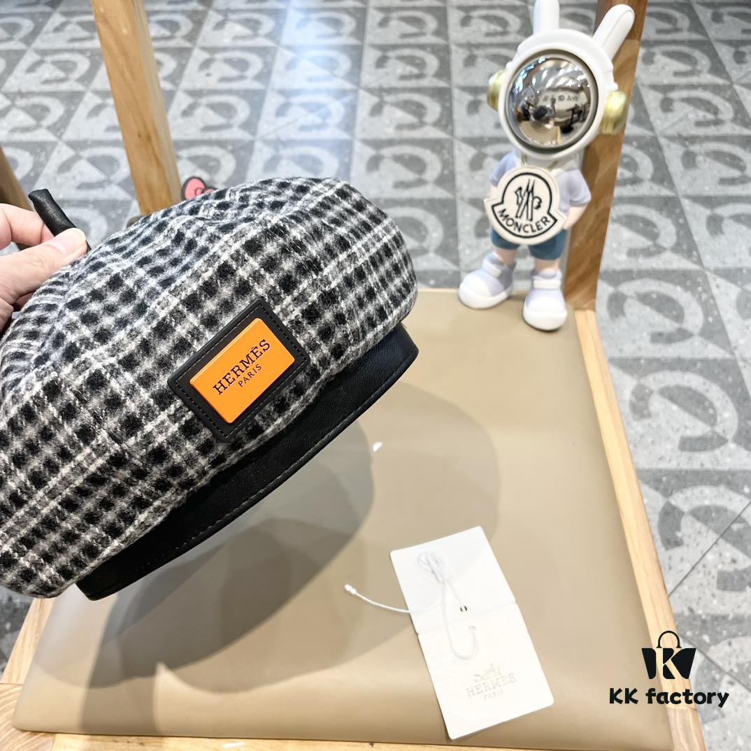 692fb7ca99f2d84055c8772a New Arrival HERMÈS Women's Fashion Plaid Wool Beret, Korean-British Style, Versatile Casual Artist Hat, Trendy Pumpkin Cap for Autumn and Winter