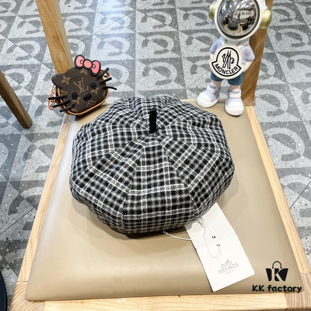692fb7ca99f2d84055c8772b New Arrival HERMÈS Women's Fashion Plaid Wool Beret, Korean-British Style, Versatile Casual Artist Hat, Trendy Pumpkin Cap for Autumn and Winter
