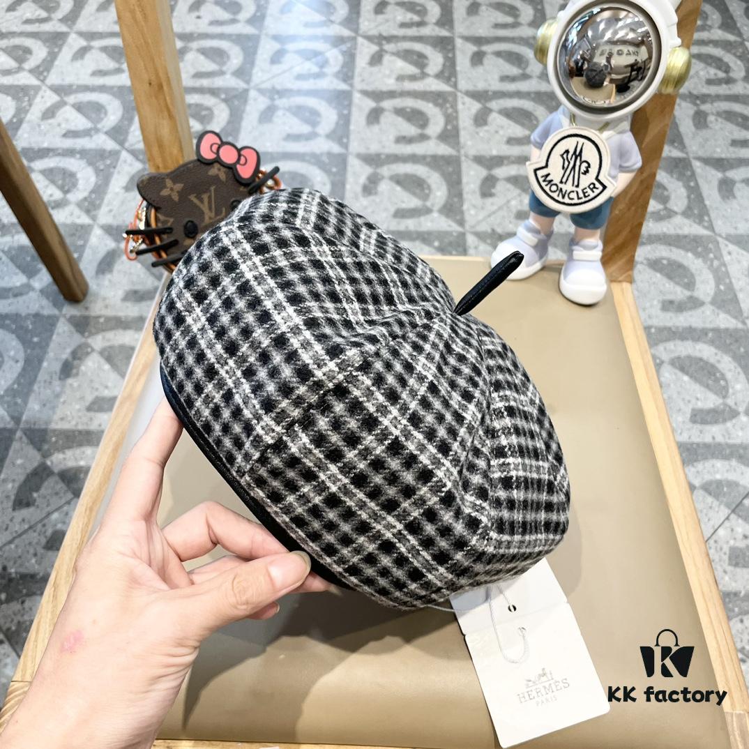692fb7cf99f2d84055c87731 New Arrival HERMÈS Women's Fashion Plaid Wool Beret, Korean-British Style, Versatile Casual Artist Hat, Trendy Pumpkin Cap for Autumn and Winter