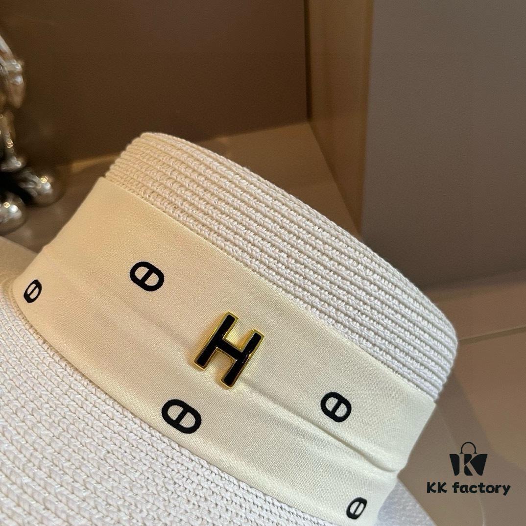 Hermès New Arrival Straw Hat, Flat-Crown Fedora, Head Circumference 57cm