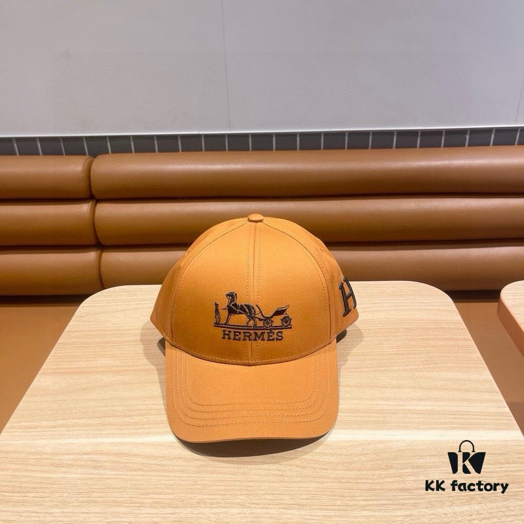 692fb81999f2d84055c8778b New Arrival HERMÈS Latest Authentic Baseball Cap, Color-Blocked H Design, Premium Craftsmanship with Original Breathable Canvas Fabric and Factory Stainless Steel Adjuster