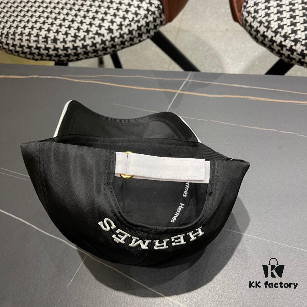 692fb87399f2d84055c877d6 HERMÈS (Hermes) Original Baseball Cap, Classic H Design, Authentic Mold Custom Made, Premium Breathable Canvas Fabric, Exquisite Craftsmanship, Stylish and High Quality