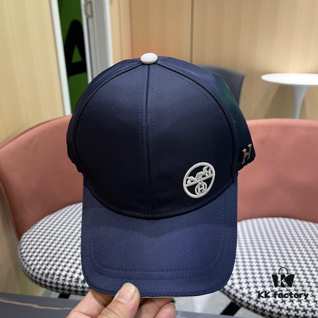 HERMÈS Original Quality Baseball Cap, Classic H Design, Premium Custom Molded, Authentic Breathable Canvas Fabric, Exquisite Craftsmanship, Stylish and High-Quality