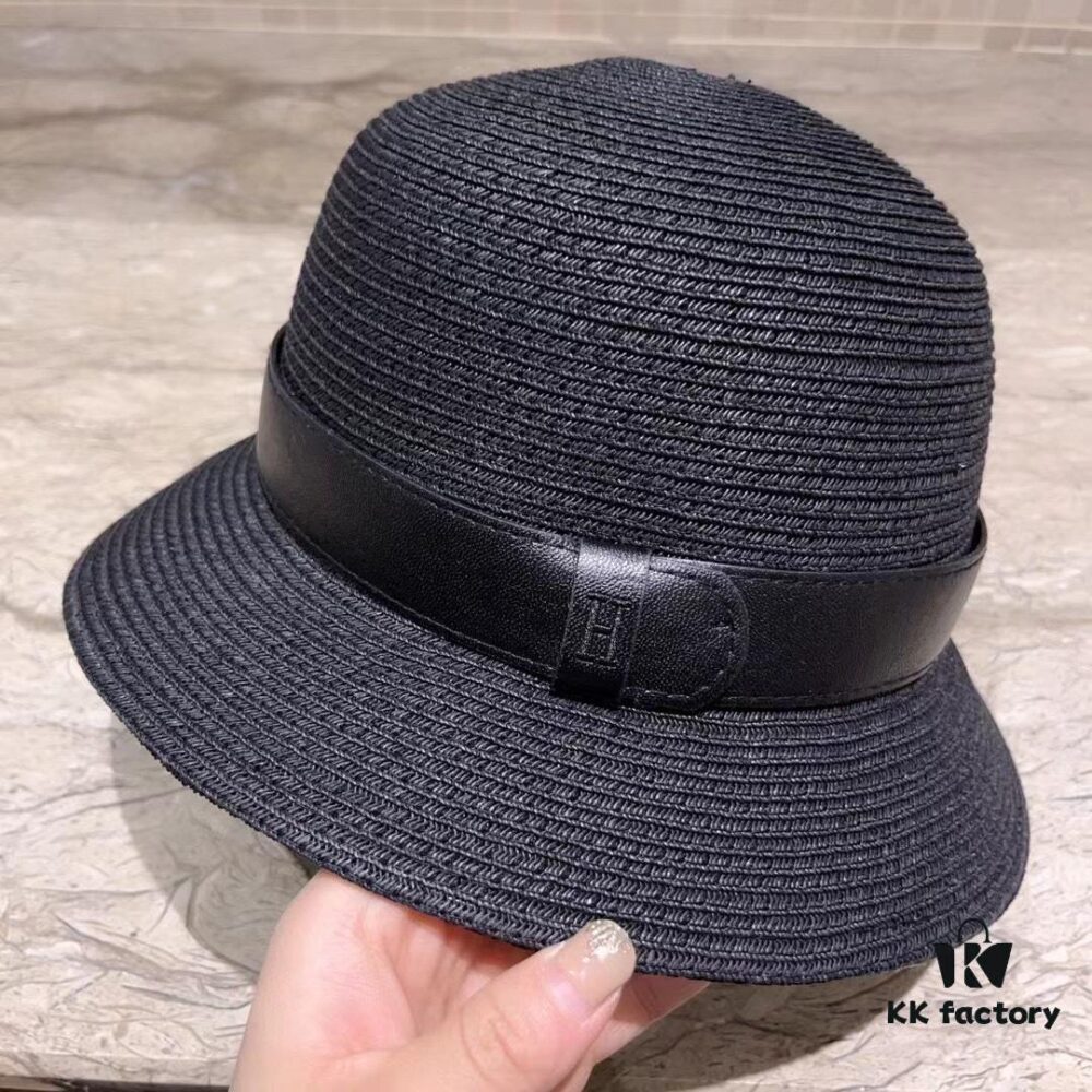 692fb8ae99f2d84055c87818 Hermes New Arrival Panama Hat, Fine Straw Fedora, Essential for Elegant Ladies, Head Circumference 57cm