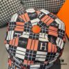 692fb95099f2d84055c878e6 Box and cloth bag included, HERMÈS (Hermès) new original order baseball cap with H embroidered checkered design, genuine mold custom-made, original breathable canvas fabric with top-layer cowhide, authentic factory stainless steel adjustable buckle, exquisite craftsmanship, stylish and handsome, outstanding quality!