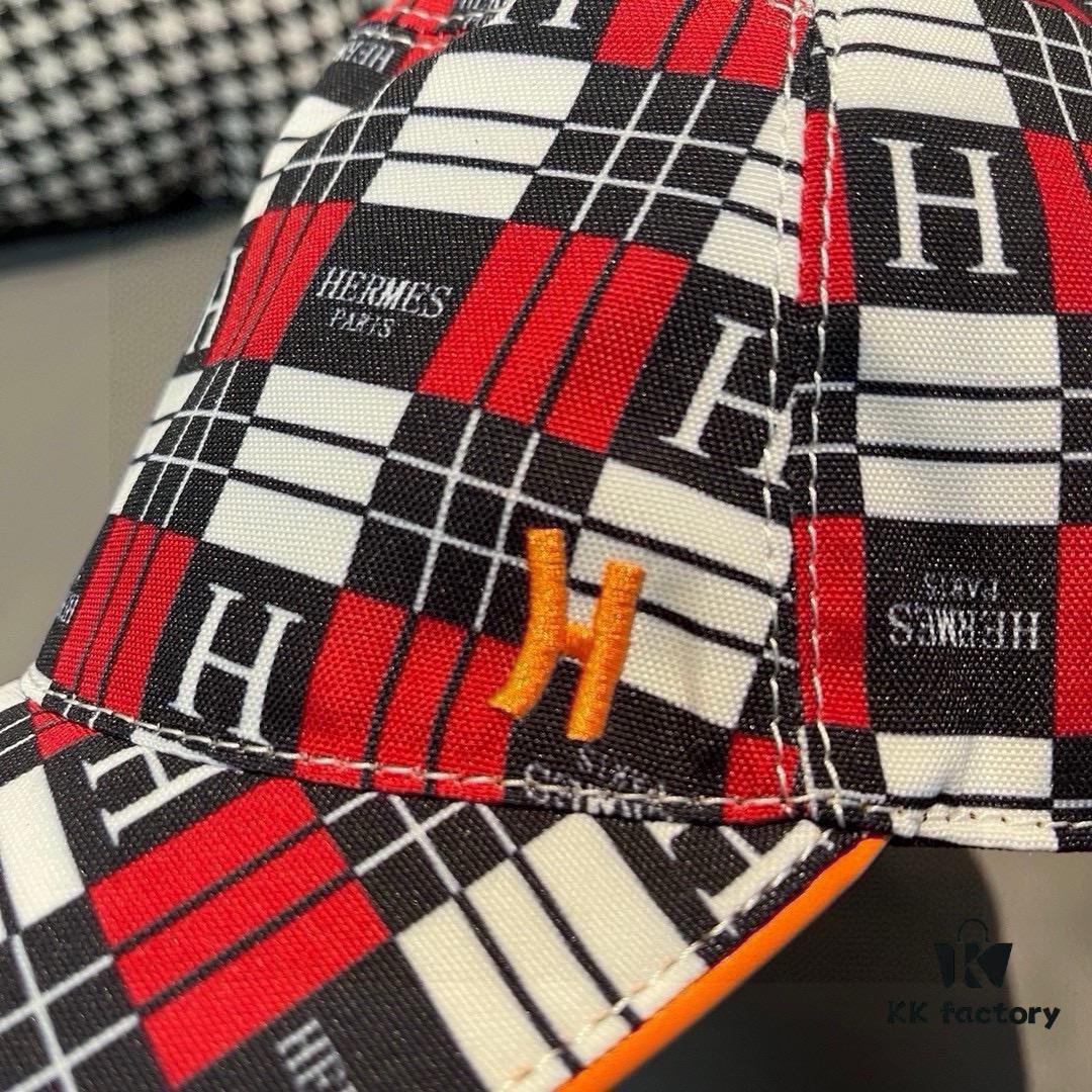 692fb95c99f2d84055c878ef Hermès New Original Order Baseball Cap, H Embroidered Plaid Design, Premium Canvas Fabric with Genuine Top Layer Leather, Original Factory Steel Adjuster, Comes with Box and Cloth Bag