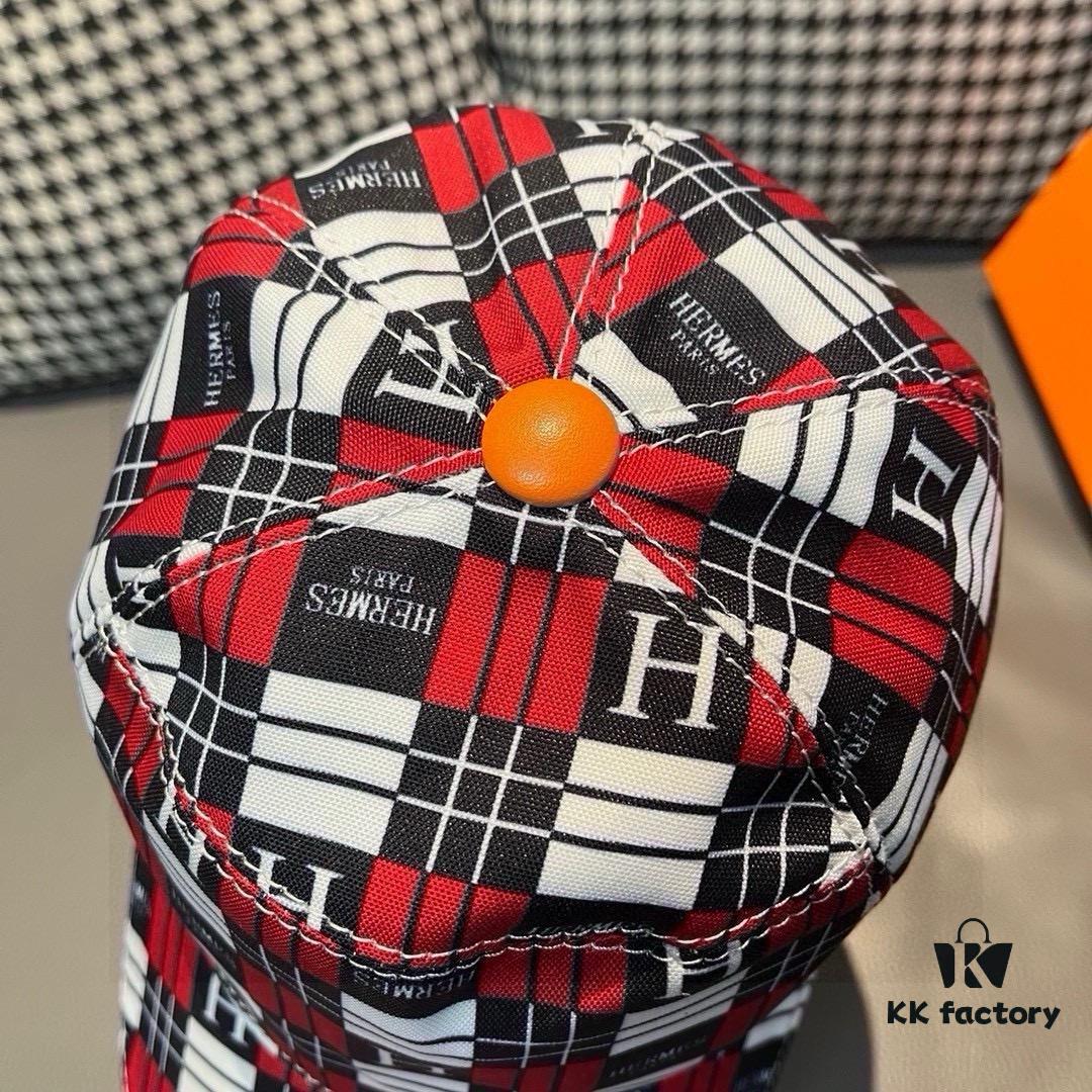 692fb95e99f2d84055c878f0 Hermès New Original Order Baseball Cap, H Embroidered Plaid Design, Premium Canvas Fabric with Genuine Top Layer Leather, Original Factory Steel Adjuster, Comes with Box and Cloth Bag