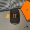 692fb97999f2d84055c87905 Box with Cloth Bag, HERMÈS Original Design Baseball Cap, Classic H, Authentic Mold Custom Made, Premium Canvas Fabric with Genuine Top Layer Leather, Original Factory Stainless Steel Adjustable Buckle, Exquisite Craftsmanship, Stylish and High Quality