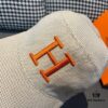 692fb97e99f2d84055c87909 Box and Cloth Bag Included, HERMÈS Original Quality Baseball Cap, Classic H Design, Authentic Mold Custom Made, Premium Canvas Fabric with Genuine Top-Layer Leather, Original Factory Stainless Steel Adjustable Buckle, Exquisite Craftsmanship, Stylish and High Quality