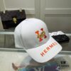 692fb98799f2d84055c87915 Hermes Limited Edition Embroidered Baseball Cap with Dust Bag, Official Website Original Lining, High Version, Breathable and Comfortable, Ultra-high Sun Protection, Elegant and Stylish