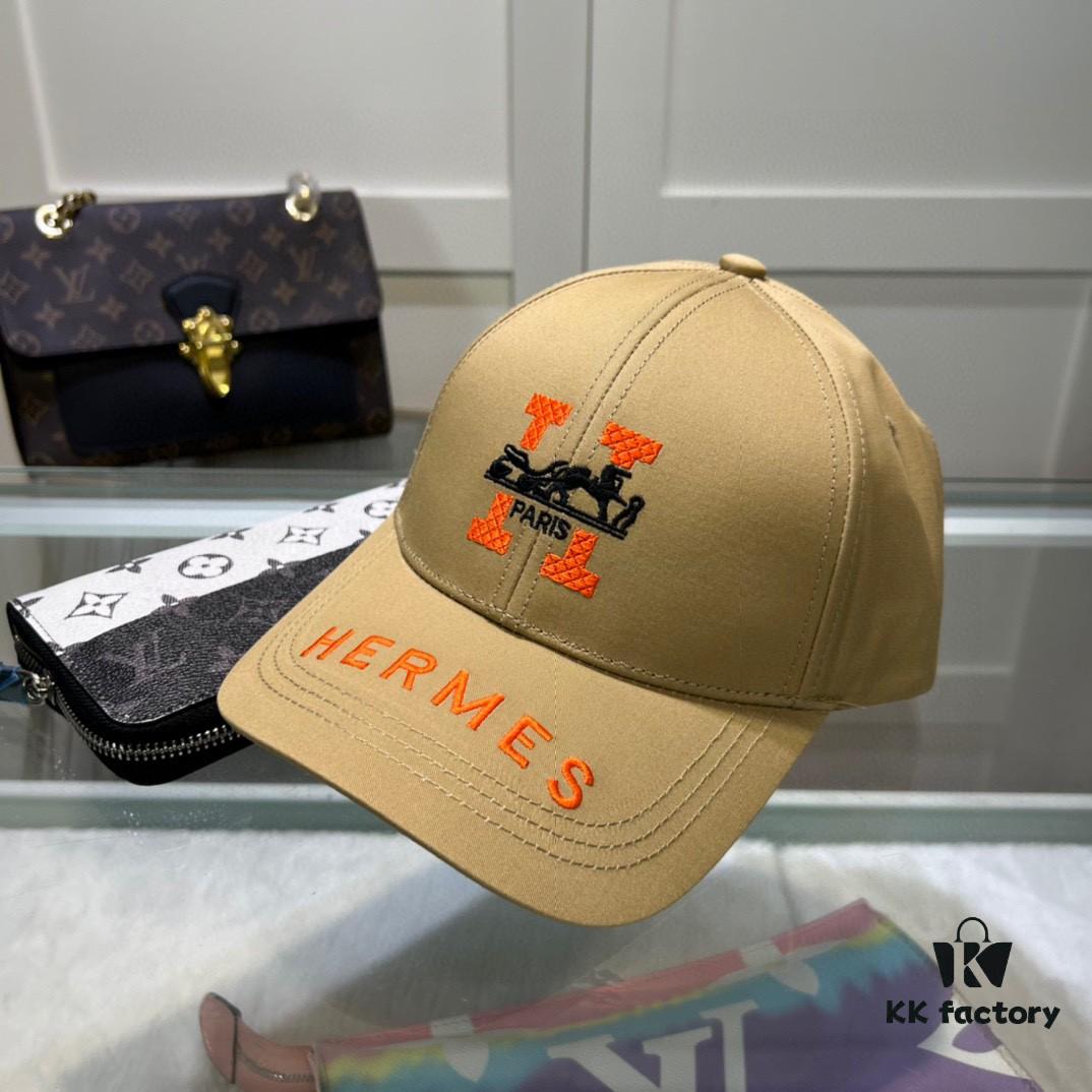 692fb99099f2d84055c8791c Hermes Limited Edition Embroidered Baseball Cap with Dust Bag, Original Lining, High Version, Breathable and Comfortable, Ultra UV Protection, Elegant Socialite Style