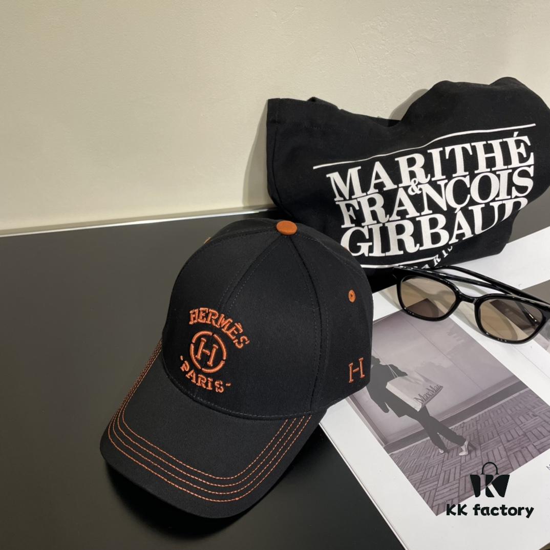 692fb9ea99f2d84055c87978 New Arrival HERMÈS (Hermès) Latest Original Quality Baseball Cap, Color-Blocked H Design, Authentic Mold Custom Made, Premium Breathable Canvas Fabric with Original Factory Stainless Steel Adjustable Buckle, Exquisite Craftsmanship, Stylish and Handsome, Exceptional Quality