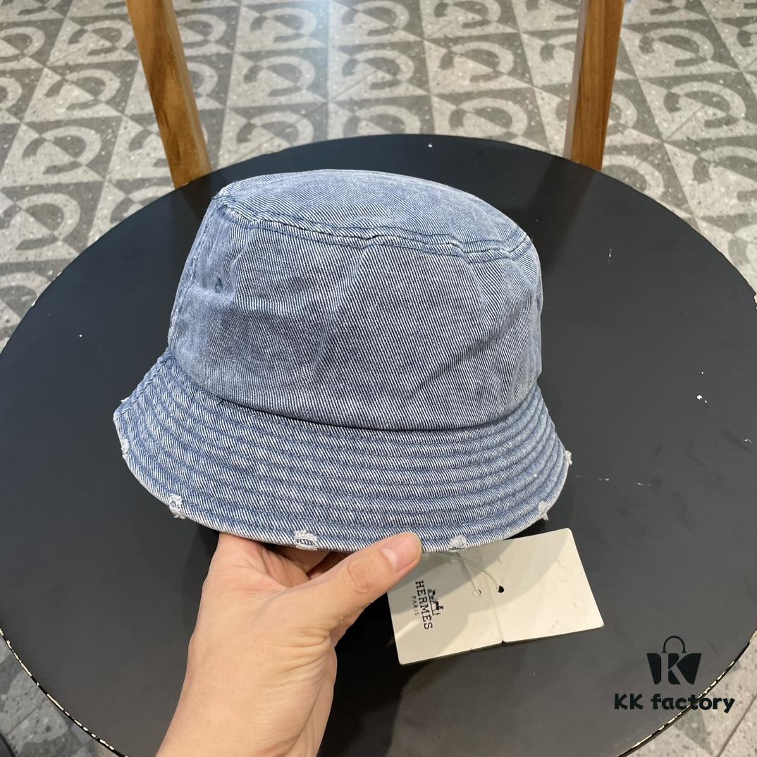 692fb9fd99f2d84055c87990 Hermes 2024 Fall/Winter 6cm Small Brim, American Vintage Washed Distressed Denim Fisherman Hat