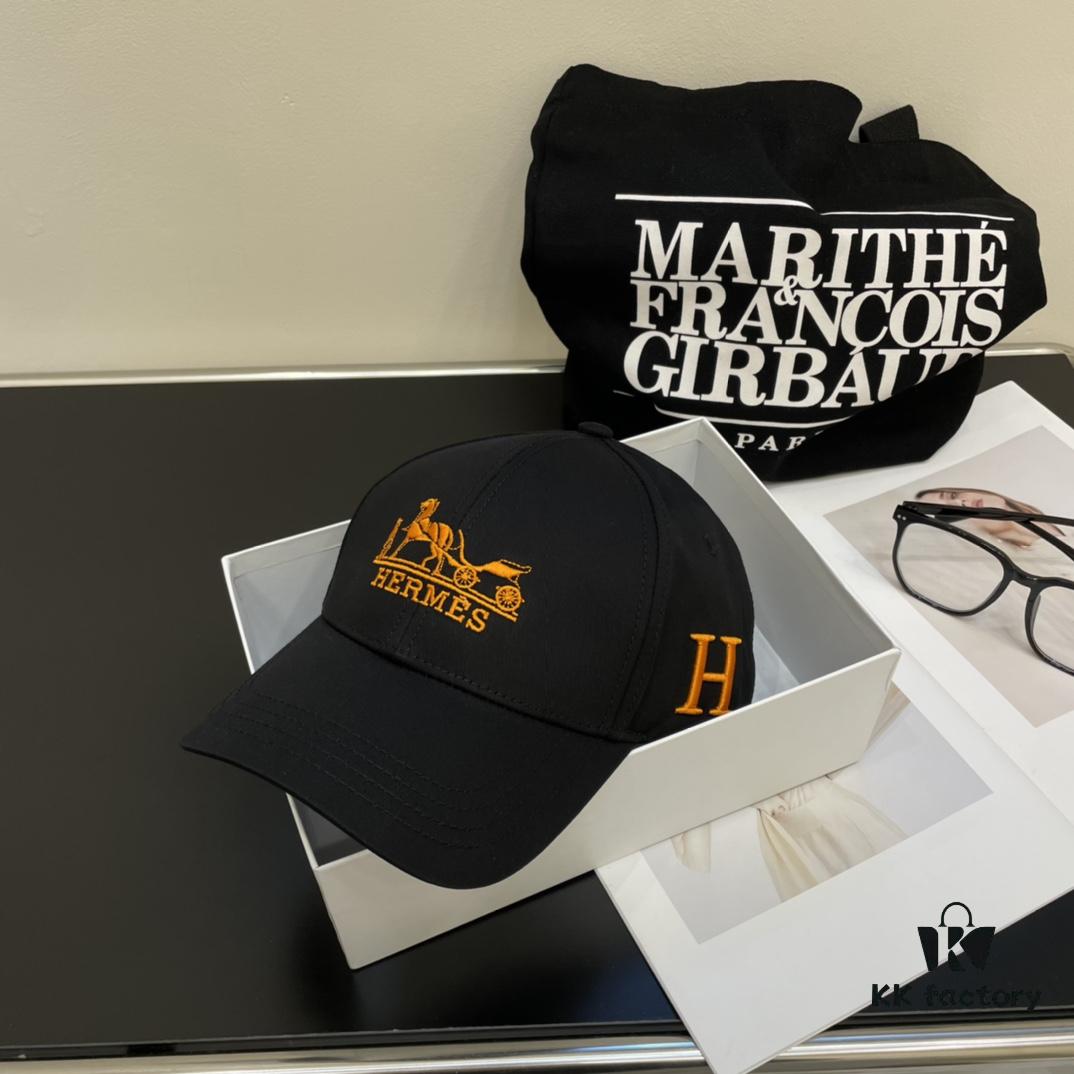 692fba5f99f2d84055c879ff New Arrival HERMÈS Latest Original Design Baseball Cap, Color-Block H Logo, Authentic Mold Custom Made, Premium Breathable Canvas Fabric with Original Factory Stainless Steel Adjustable Buckle, Exquisite Craftsmanship, Stylish and Handsome, Outstanding Quality