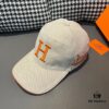 692fba9099f2d84055c87a2f Box with Cloth Bag, HERMÈS Original Design Baseball Cap, Classic H Logo, Authentic Mold Custom Made, Premium Canvas Fabric with Top Layer Leather, Original Factory Stainless Steel Adjustable Buckle, Exquisite Craftsmanship, Stylish and High Quality