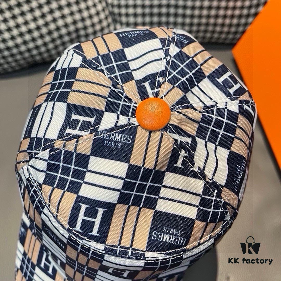 Box with Cloth Bag, HERMÈS New Original Single Baseball Cap, H Embroidered Plaid, Authentic Mold Customized, Original Breathable Canvas Fabric + Top Layer Cowhide, Factory Stainless Steel Adjustable Buckle, Exquisite Craftsmanship, Stylish and Handsome, Superior Quality! Hat, Fisherman Cap, Baseball Cap, Knit Cap