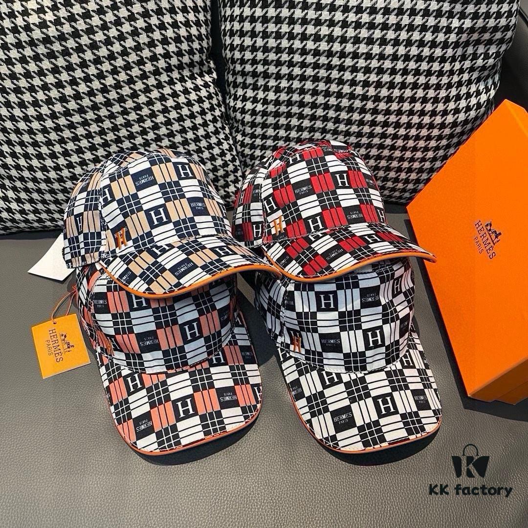Box with Cloth Bag, HERMÈS New Original Single Baseball Cap, H Embroidered Plaid, Authentic Mold Customized, Original Breathable Canvas Fabric + Top Layer Cowhide, Factory Stainless Steel Adjustable Buckle, Exquisite Craftsmanship, Stylish and Handsome, Superior Quality! Hat, Fisherman Cap, Baseball Cap, Knit Cap