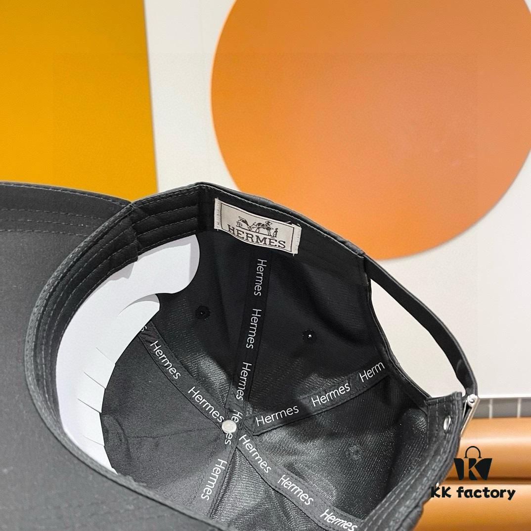 692fbab799f2d84055c87a5f New Arrival HERMÈS Latest Original Quality Baseball Cap, Color-Blocked H Design, Authentic Mold Custom-Made, Premium Breathable Canvas Fabric with Original Steel Adjustable Buckle, Exquisite Craftsmanship, Stylish and Handsome, Outstanding Quality