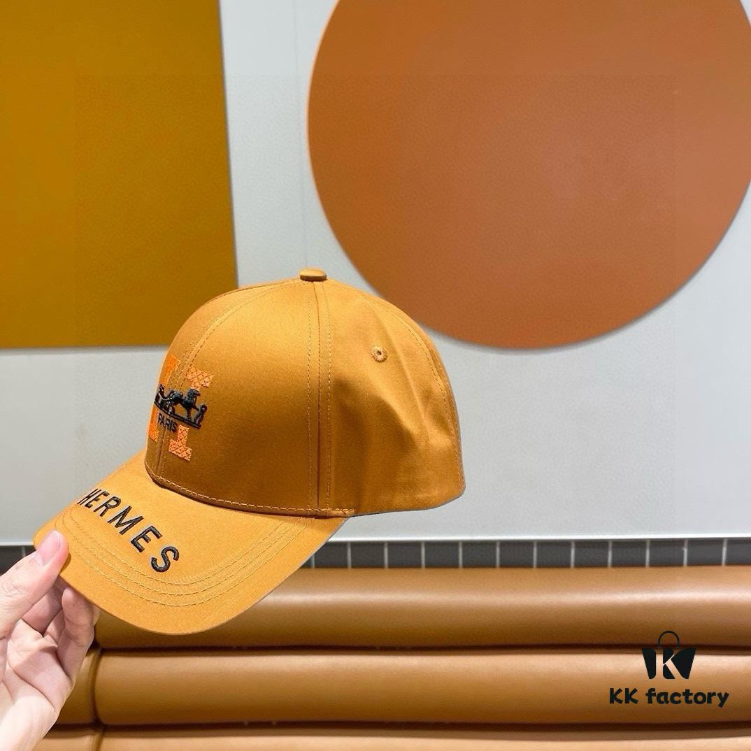 692fbab999f2d84055c87a60 New Arrival HERMÈS Latest Original Quality Baseball Cap, Color-Block H Design, Premium Craftsmanship with Authentic Molded Customization, Original Breathable Canvas Fabric and Factory Stainless Steel Adjustable Buckle, Exquisitely Made, Stylish and High-Quality