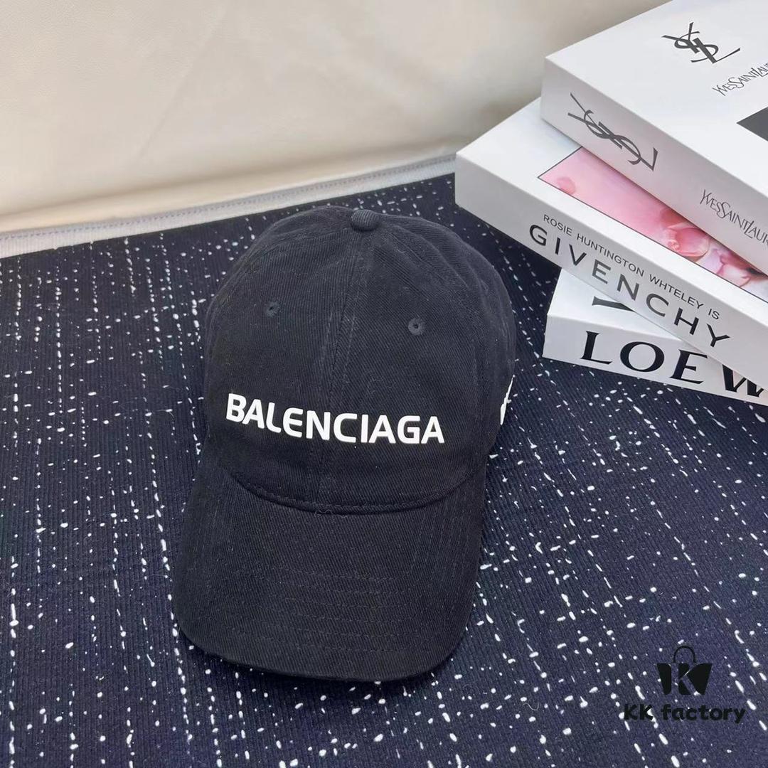 Balenciaga New Solid Color Baseball Cap