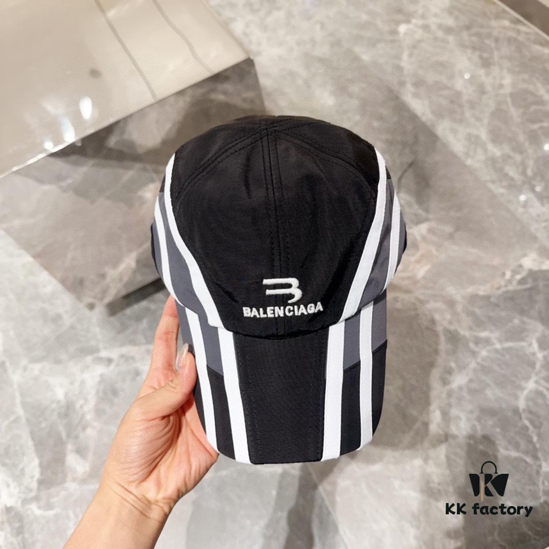 692fbb3499f2d84055c87afb BALENCIAGA Official Style