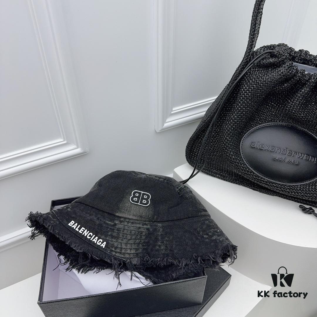 692fbb4799f2d84055c87b10 Balenciaga New Arrival~ 💙 Washed Denim Fabric with Raw-Edge Design, Full of Style! A Must-Have for Fashion Enthusiasts 🫶
