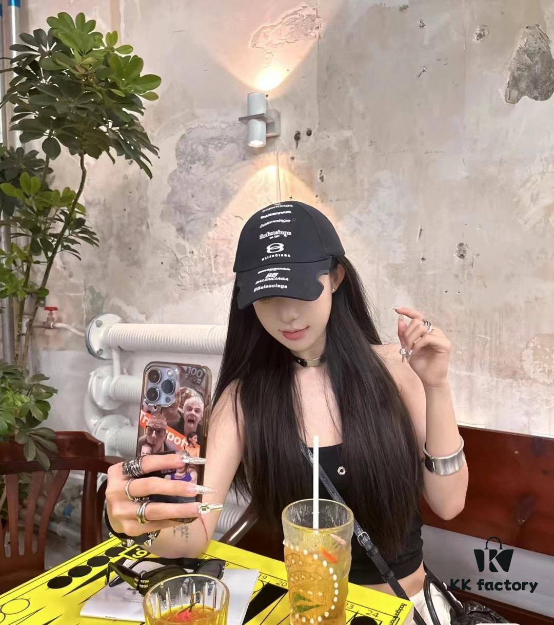Balencia ~ New Style Cut-Out Baseball Cap