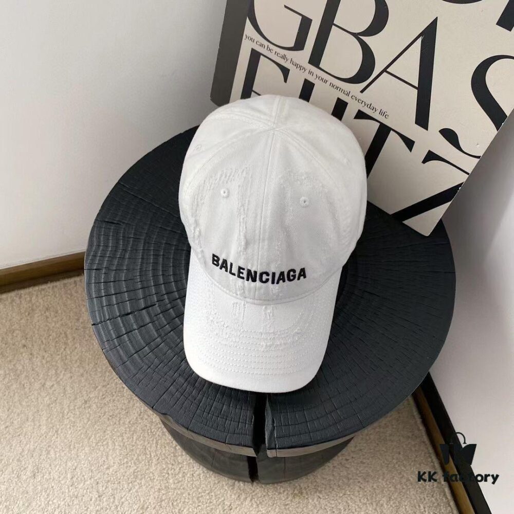 692fbbac99f2d84055c87b71 BALENCIAGA Destroyed Baseball Cap