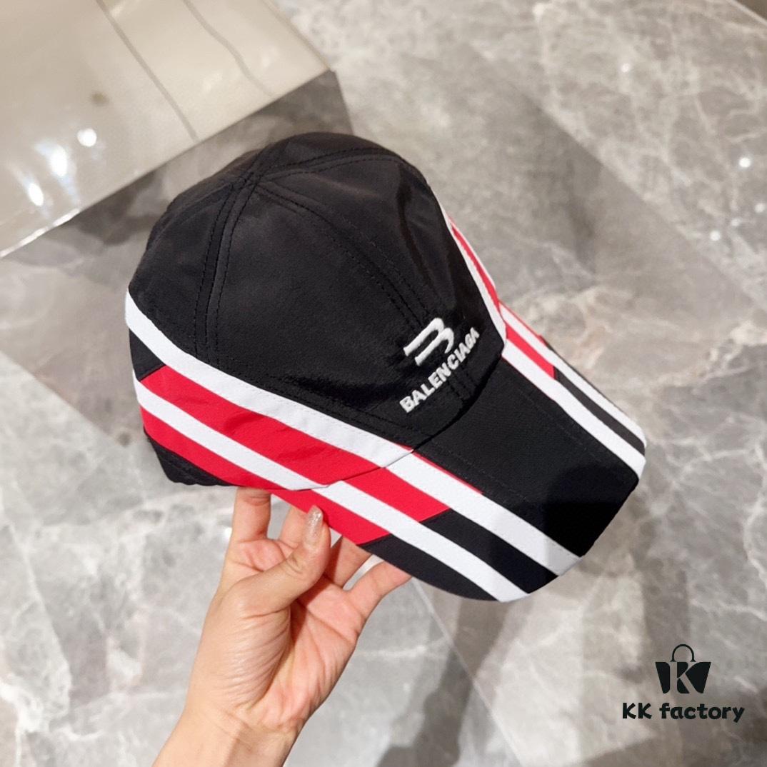 692fbbd799f2d84055c87b9e BALENCIAGA Official Style