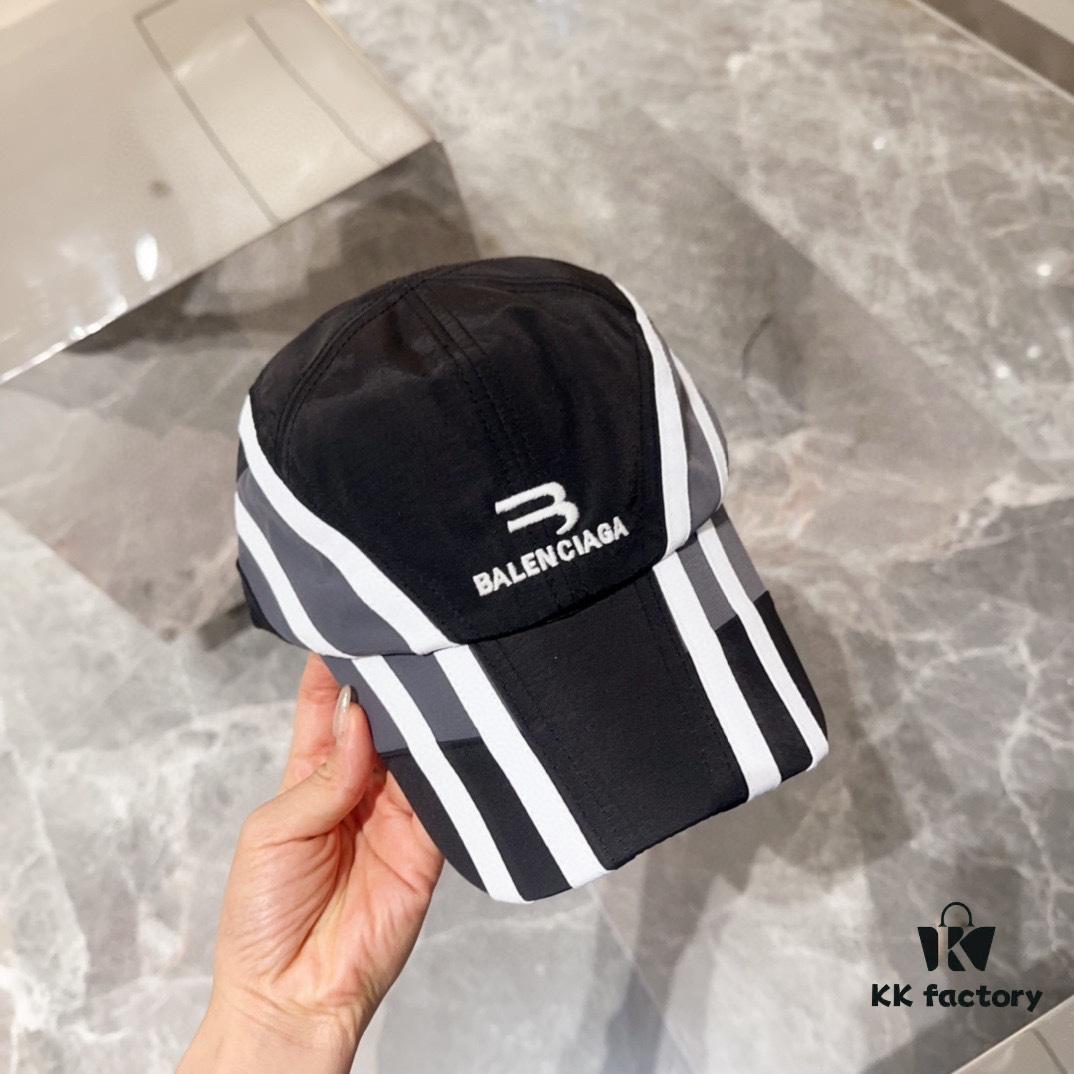 692fbbdf99f2d84055c87ba6 BALENCIAGA Official Style