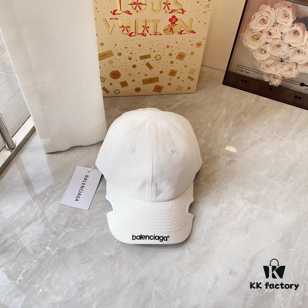 692fbbe199f2d84055c87ba7 Balencia ~ New Style Cut-out Baseball Cap