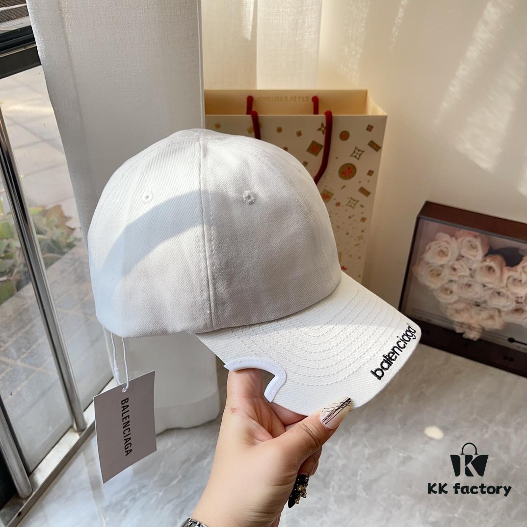 692fbc4999f2d84055c87c01 Balencia ~ New Style Cut-out Baseball Cap