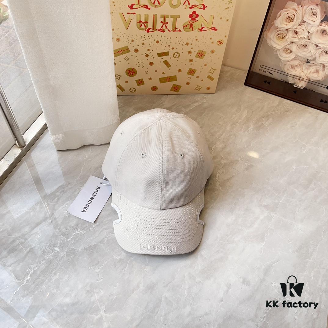 Balencia ~ New Irregular Brim Baseball Cap