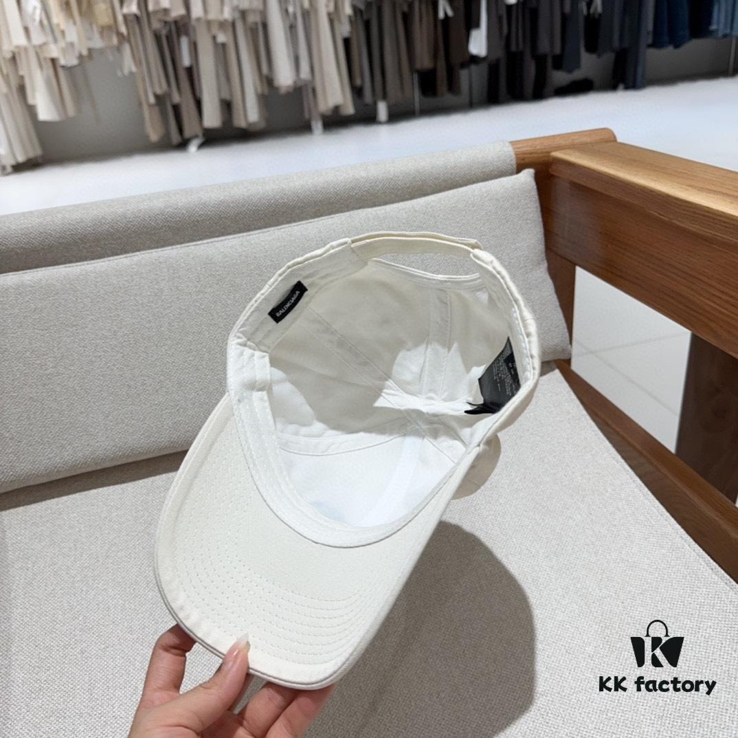 692fbc8999f2d84055c87c47 BALENCIAGA Spring New Arrival Stylish Baseball Cap with Excellent Breathability, Unisex Fashion Knit Cap for All Seasons