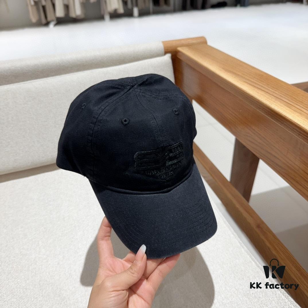 692fbc9199f2d84055c87c4f BALENCIAGA Spring New Arrival Stylish Baseball Cap, Highly Breathable, Suitable for All Seasons