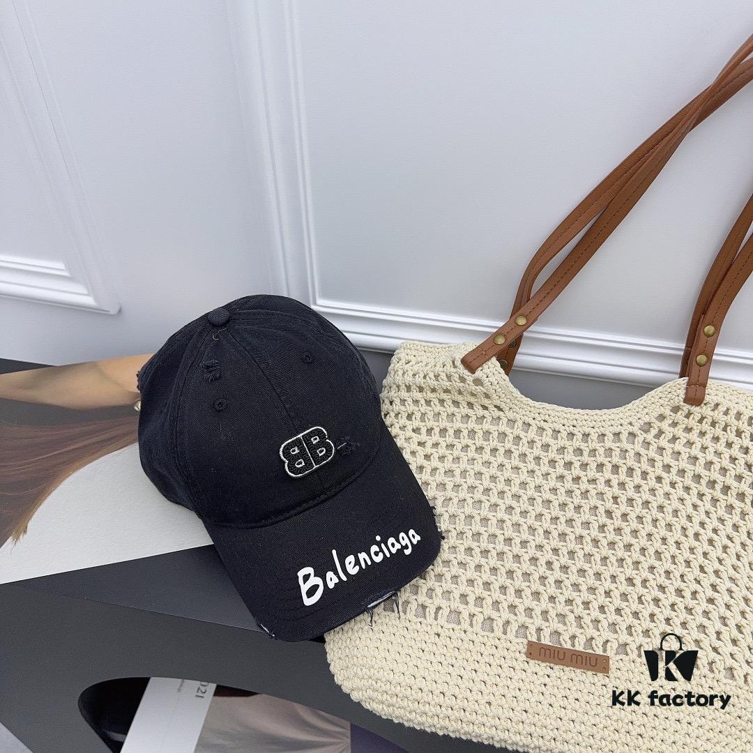 Balencia ~ New Baseball Cap, Unisex Fisherman Knit Hat