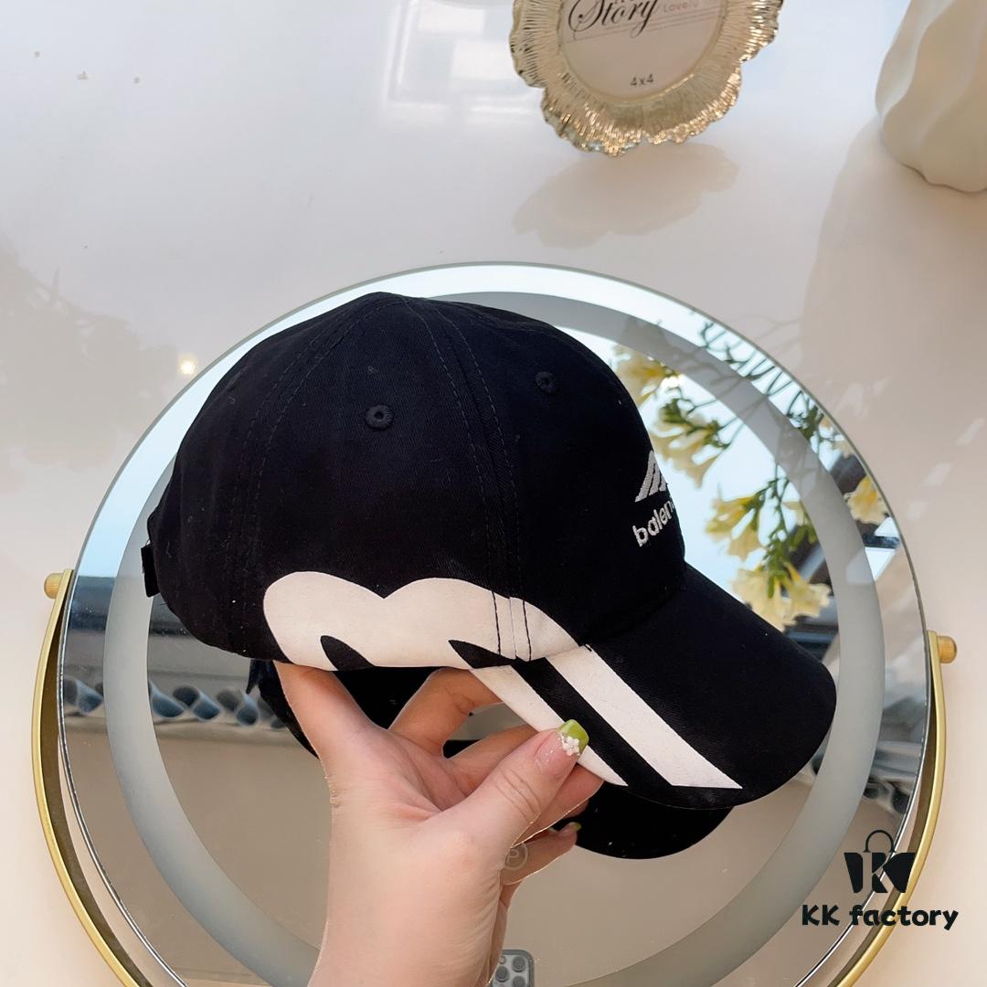 692fbcf599f2d84055c87cd7 Balenciaga 🆕 Spring New Arrival Stylish Baseball Cap, High-Quality Breathable Design, Unisex Fashion Accessory for All Seasons – Perfect as a Baseball, Fisherman, or Knit Hat
