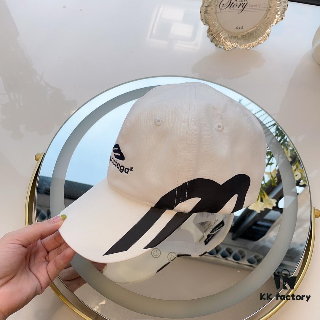 692fbcf999f2d84055c87cdb Balenciaga 🆕 Spring New Arrival Stylish Baseball Cap, High-Quality Breathable Design, Unisex Fashion Accessory for All Seasons – Perfect as a Baseball, Fisherman or Knit Hat