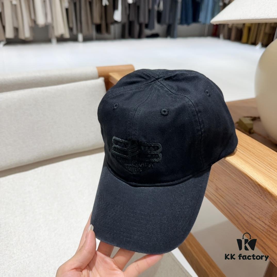 692fbd1199f2d84055c87cf3 BALENCIAGA Spring New Arrival Stylish Baseball Cap, Highly Breathable, Suitable for All Seasons