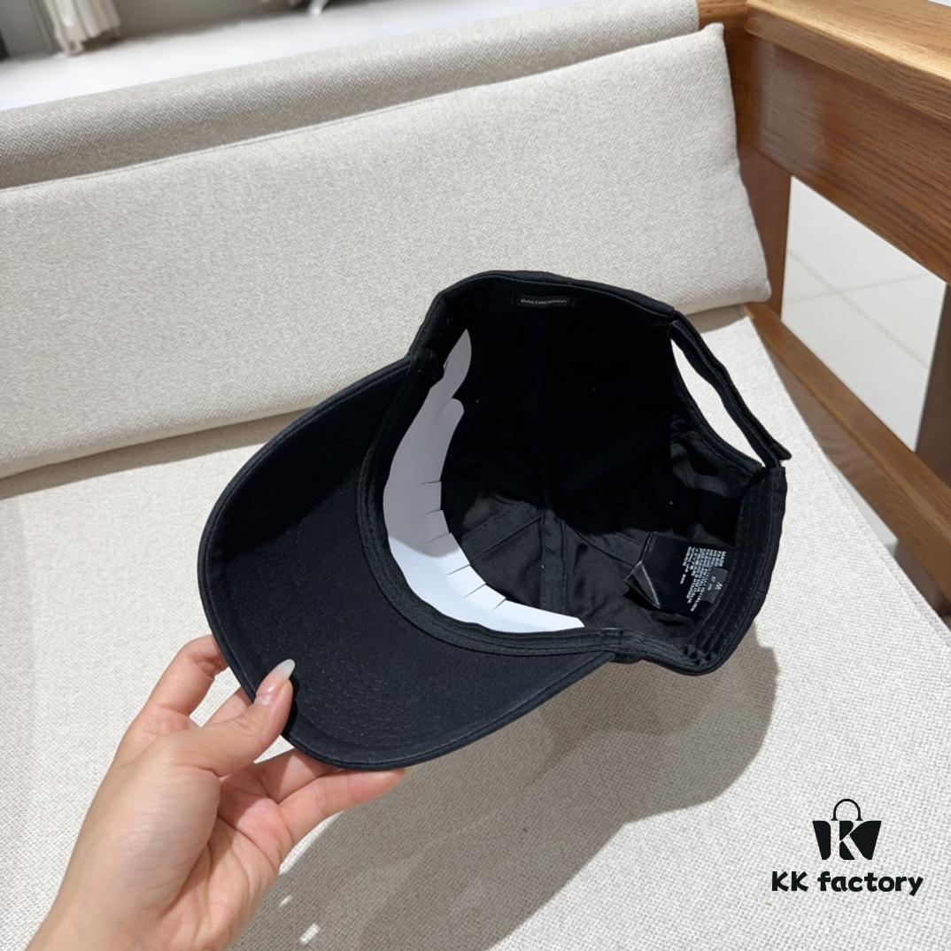 692fbd1899f2d84055c87cfa BALENCIAGA Spring New Arrival Stylish Baseball Cap, Highly Breathable, Suitable for All Seasons