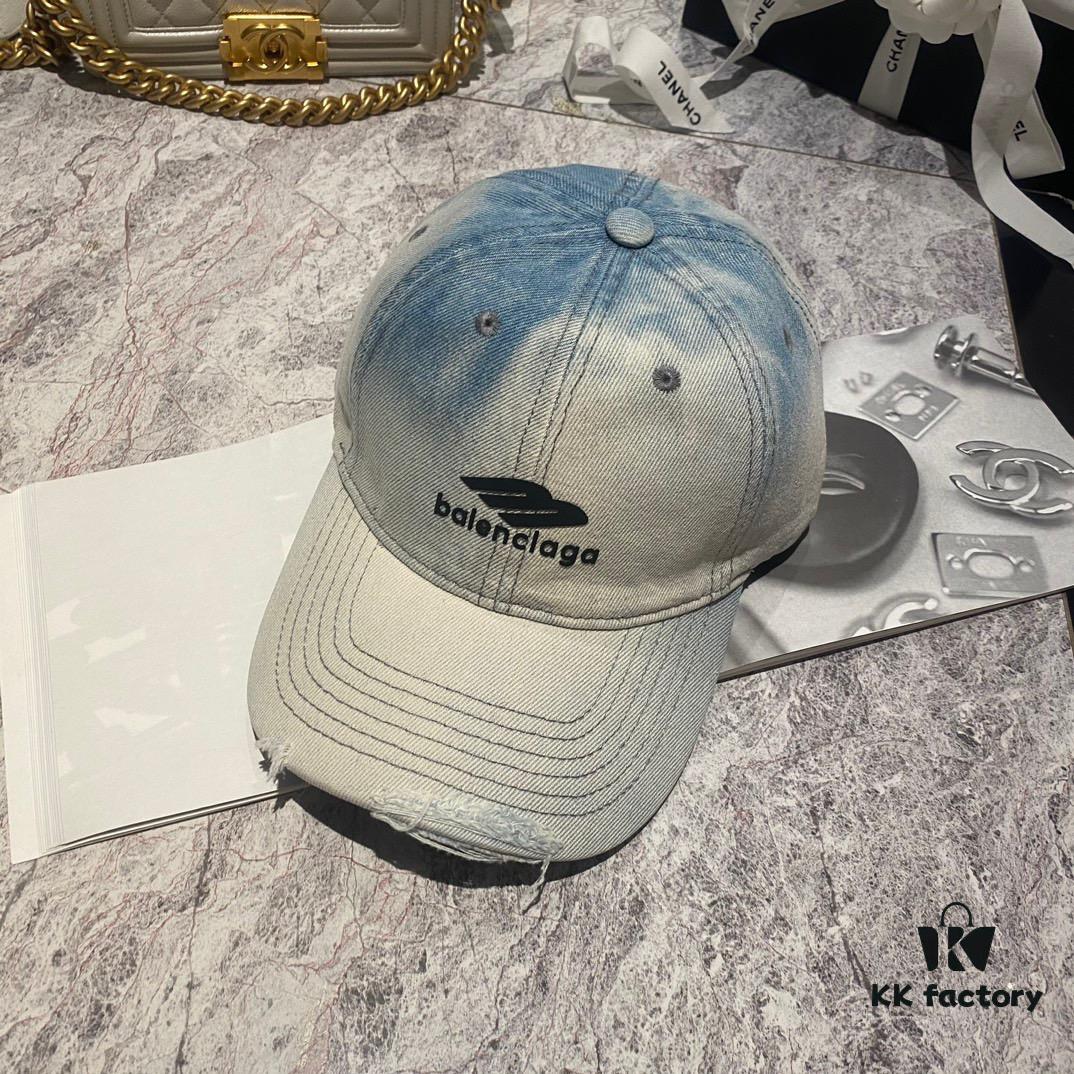 692fbd3899f2d84055c87d1d Balencia ~ New Washed Baseball Cap