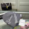 692fbd4a99f2d84055c87d2f Dust Bag Included Paris Fashion House Balenciaga Stock Available High-Quality Knit Beanie with Letter Logo for Autumn and Winter Unisex Warm Comfortable Elegant Style
