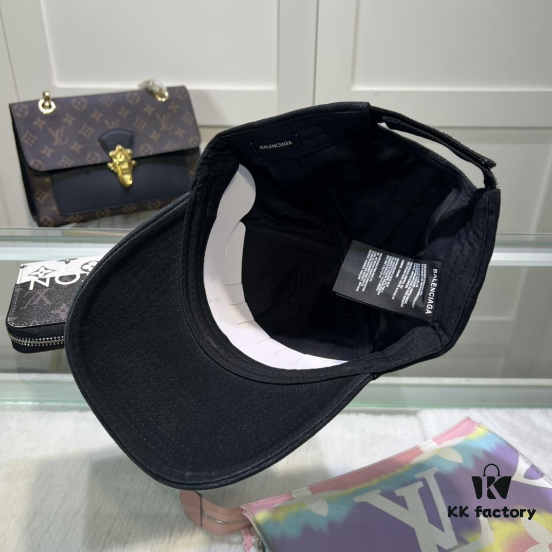 692fbd6f99f2d84055c87d4e Balenciaga Official Website New Arrival Paris Fashion Baseball Cap